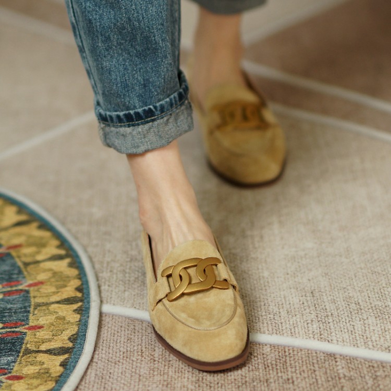 여성용 스웨이드 가죽 로퍼, 로우힐, 라운드 토, 청키 - Womens Heels 리뷰 및 가격